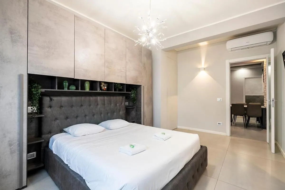 New - 2 Min Metro Batoni - Luxury Apt Con Posto Auto Floransa Daire