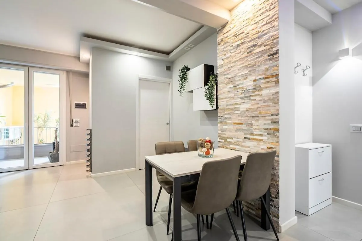 New - 2 Min Metro Batoni - Luxury Apt Con Posto Auto Floransa Daire
