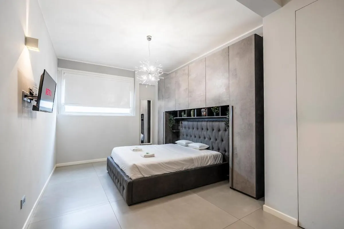 Apartment New - 2 Min Metro Batoni - Luxury Apt Con Posto Auto Florence Italy